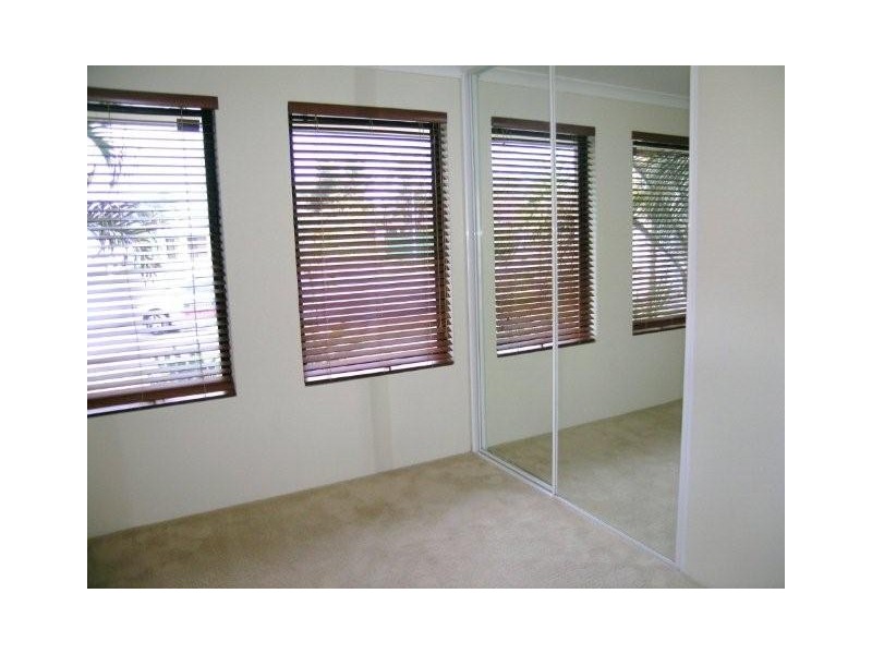 16 Burbank Elbow, Wanneroo WA 6065