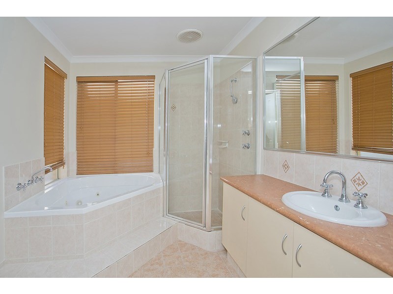 4 Daytona Drive, Iluka WA 6028