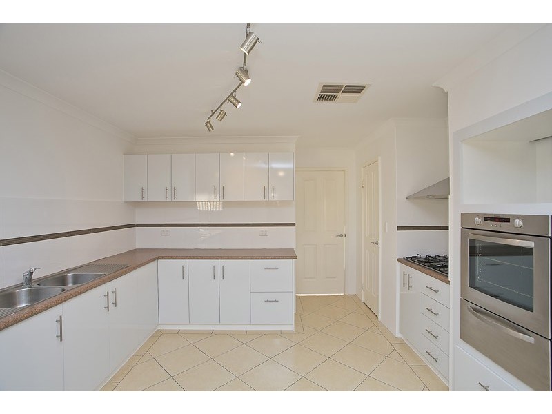 4 Daytona Drive, Iluka WA 6028