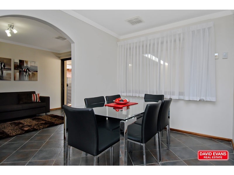 38 Glenbank Crescent, Kallaroo WA 6025