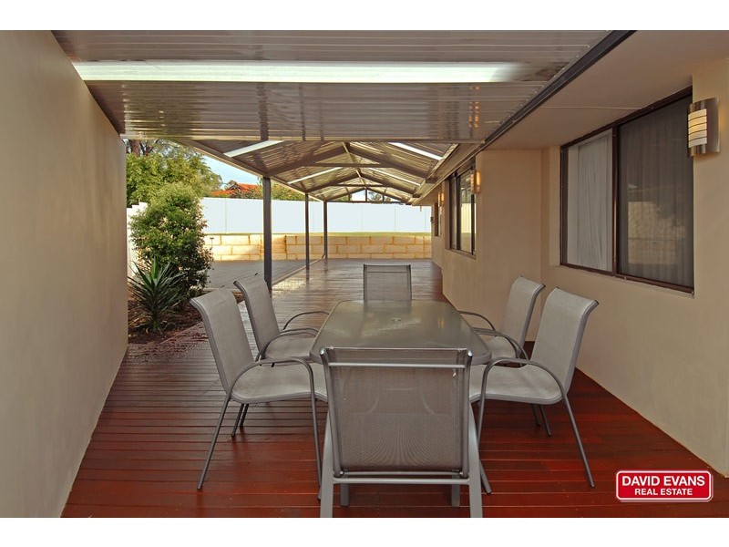 38 Glenbank Crescent, Kallaroo WA 6025