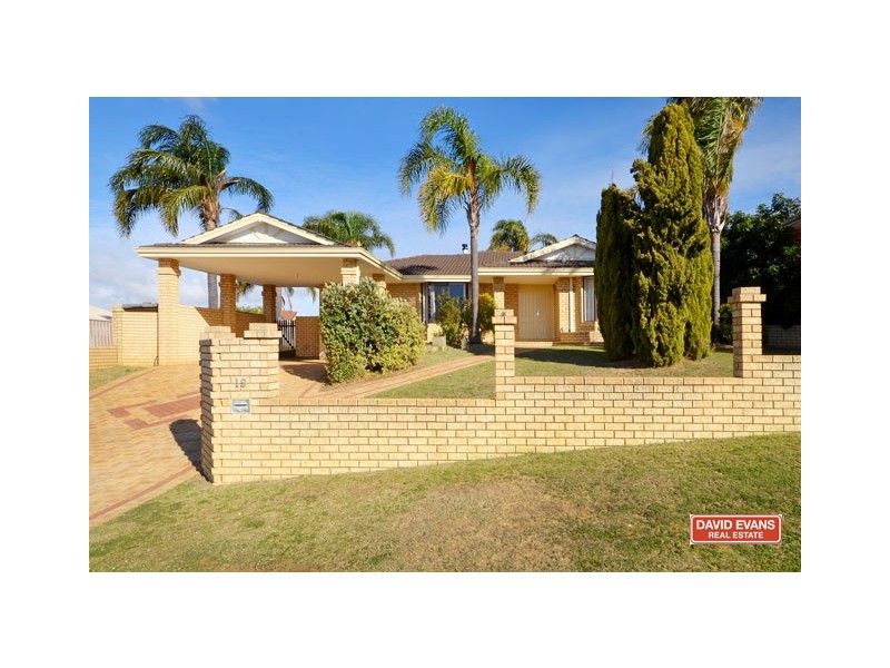 19 Pepperwood Grove, Woodvale WA 6026