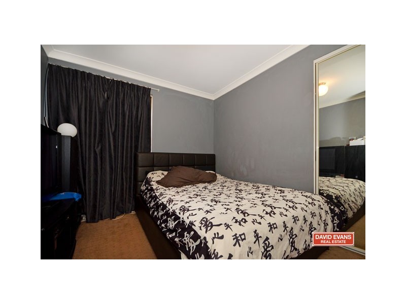 19 Pepperwood Grove, Woodvale WA 6026
