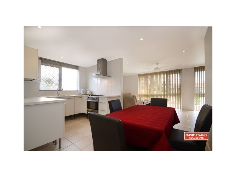34B Macedon Pl, Craigie WA 6025
