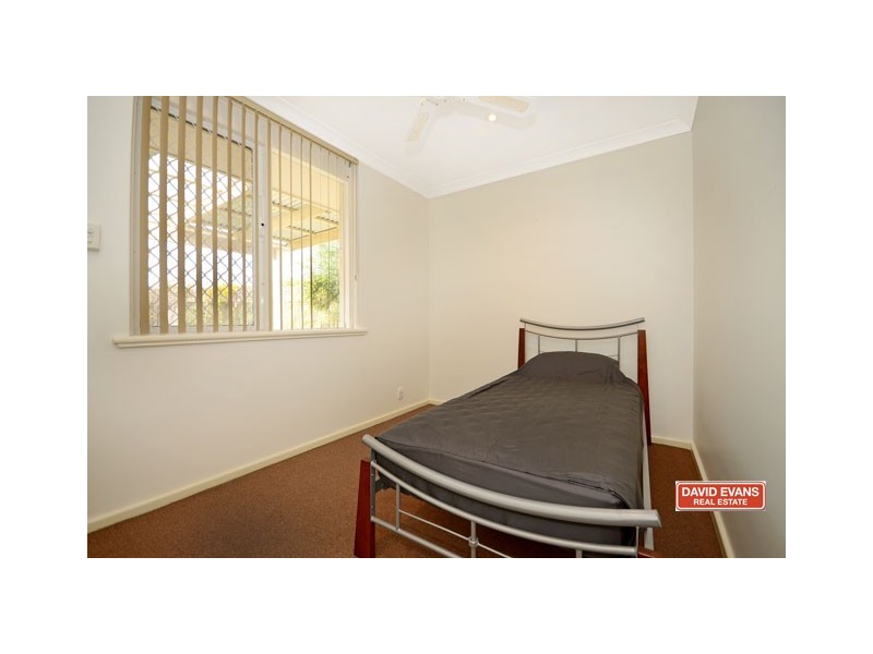 34B Macedon Pl, Craigie WA 6025