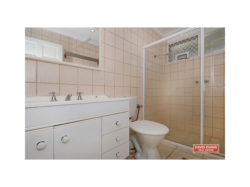 34B Macedon Pl, Craigie WA 6025