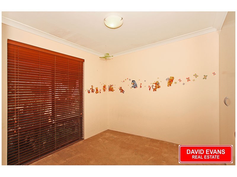 8 Nolan Pl, Beldon WA 6027