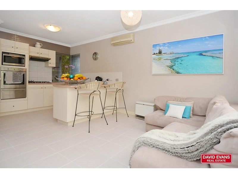 7/8 Centennial Gdns, Hillarys WA 6025