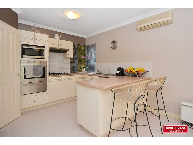 7/8 Centennial Gdns, Hillarys WA 6025