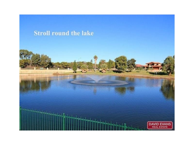 7/8 Centennial Gdns, Hillarys WA 6025