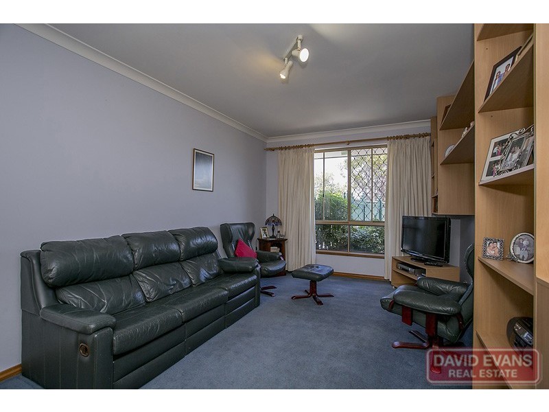 10A Newtown Grove, Beldon WA 6027