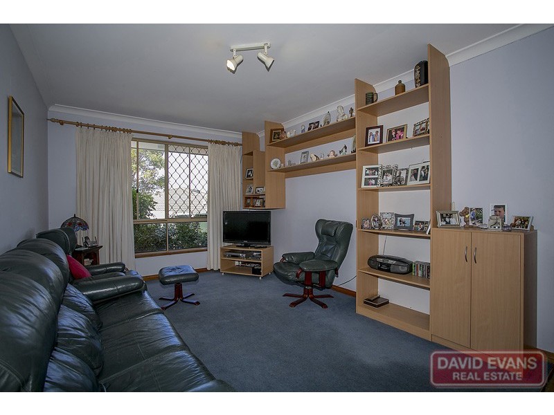 10A Newtown Grove, Beldon WA 6027