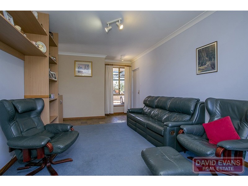 10A Newtown Grove, Beldon WA 6027