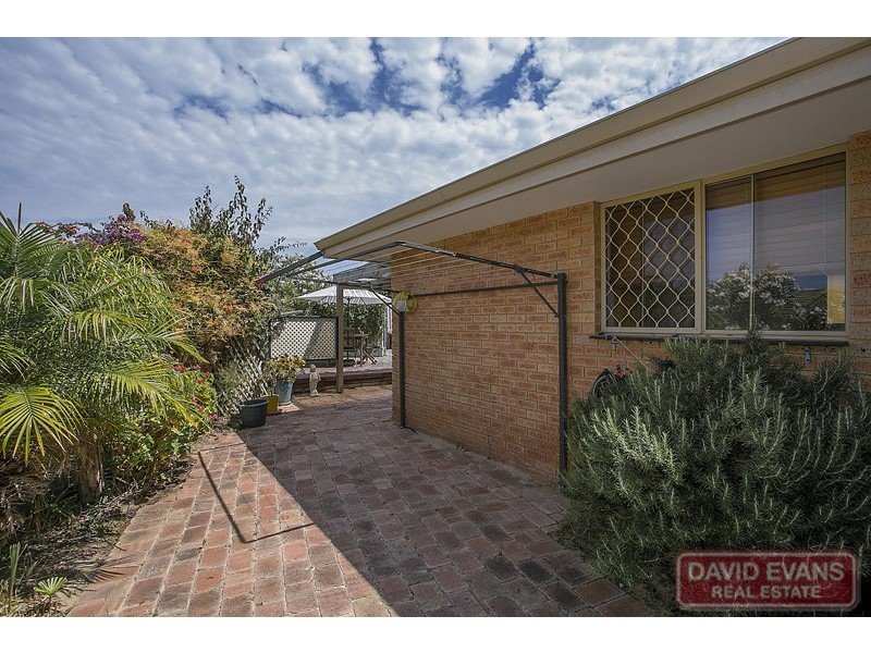 10A Newtown Grove, Beldon WA 6027