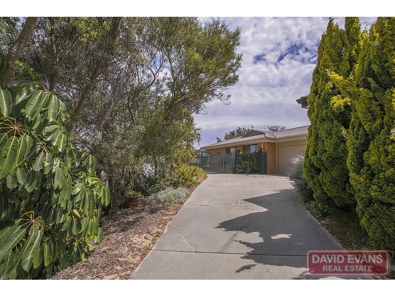 10A Newtown Grove, Beldon WA 6027