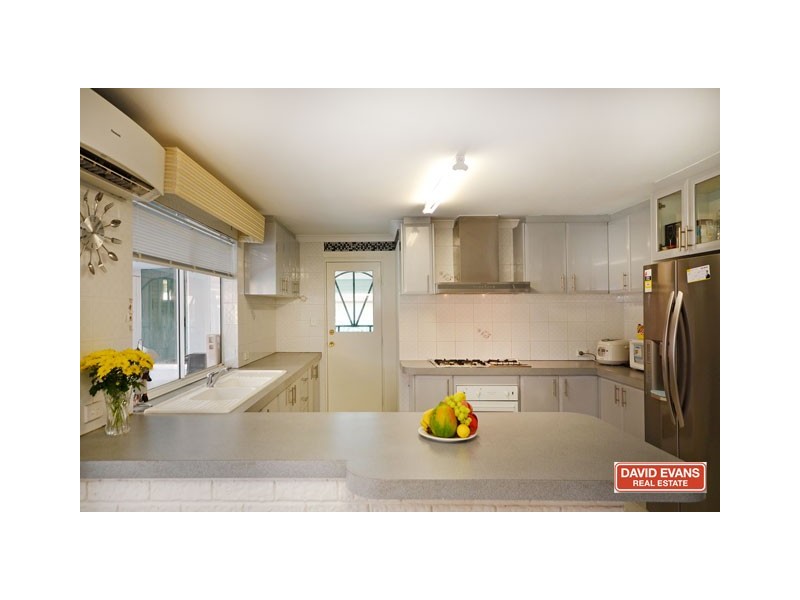 3 Breton Court, Ballajura WA 6066