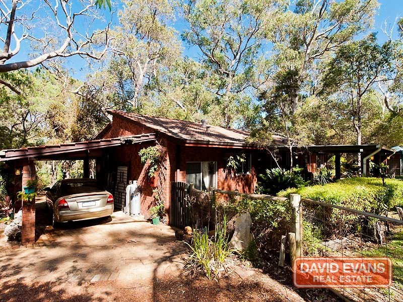 49 Bushland Retreat, Carramar WA 6031