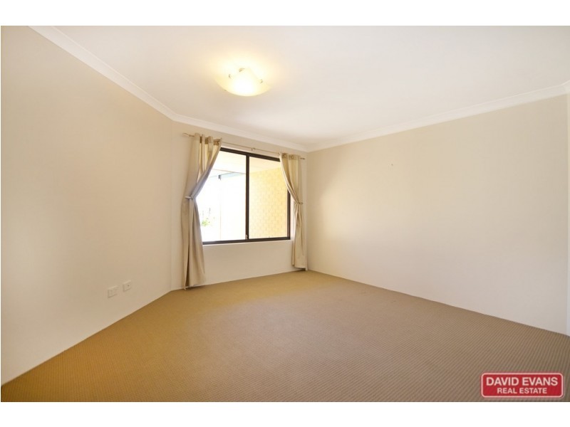 8 Kaoriki Court, Maida Vale WA 6057