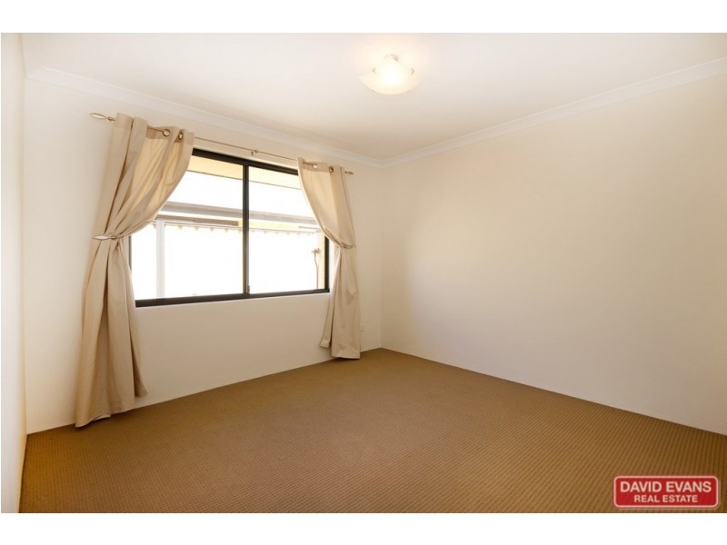 8 Kaoriki Court, Maida Vale WA 6057
