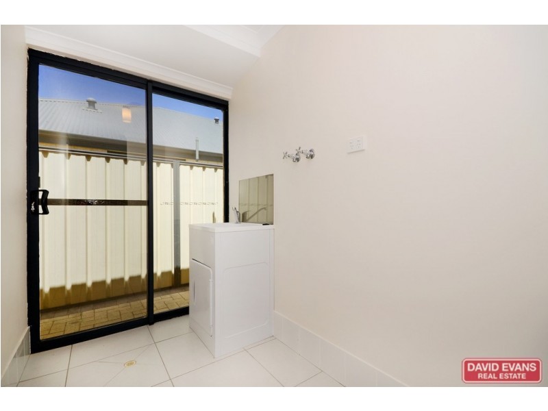 8 Kaoriki Court, Maida Vale WA 6057