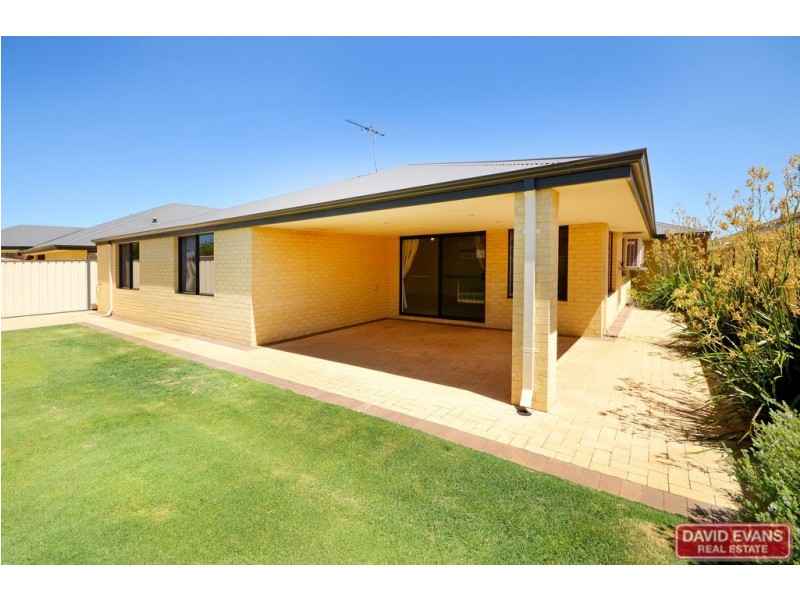 8 Kaoriki Court, Maida Vale WA 6057