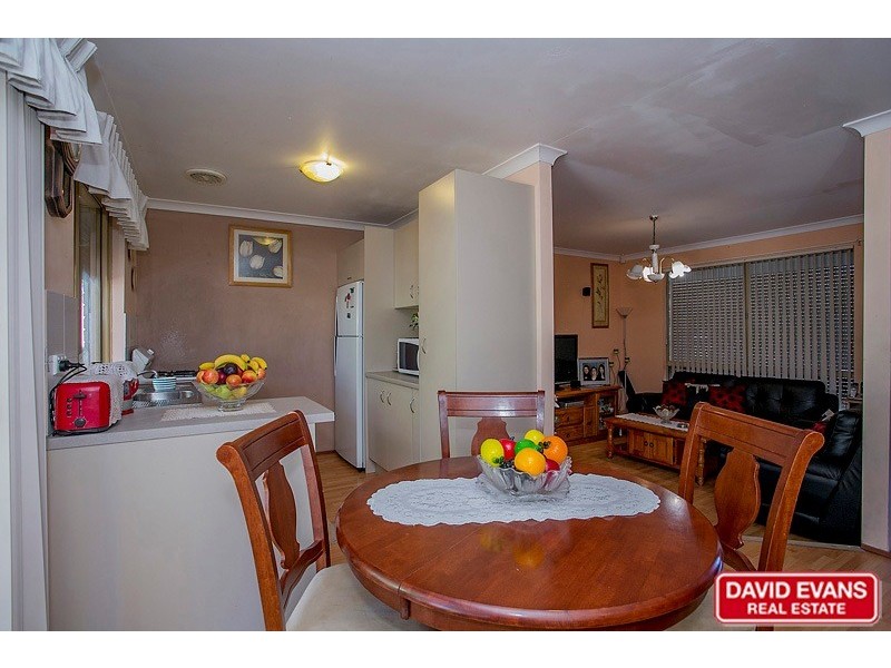 9 Caswell Court, Marangaroo WA 6064