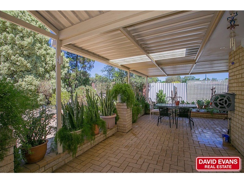 9 Caswell Court, Marangaroo WA 6064