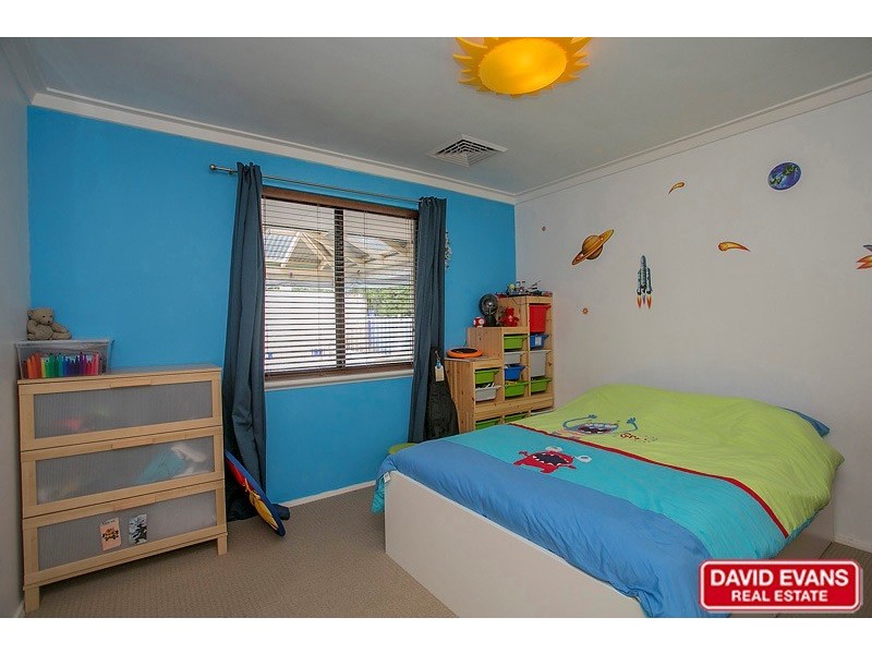 198 Dampier Avenue, Kallaroo WA 6025