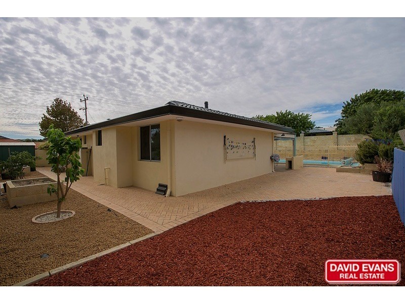 198 Dampier Avenue, Kallaroo WA 6025