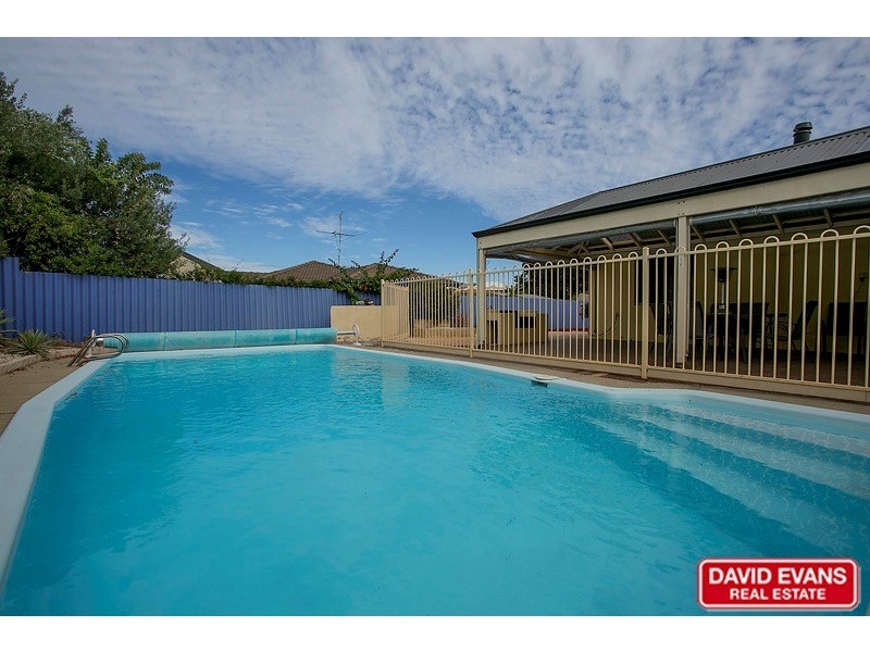 198 Dampier Avenue, Kallaroo WA 6025