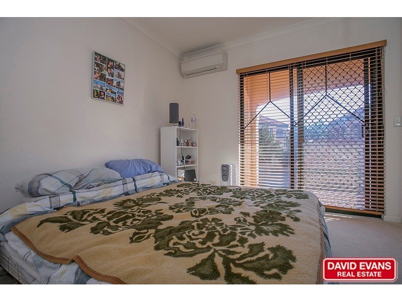 2/62 Broadbeach Boulevard, Hillarys WA 6025
