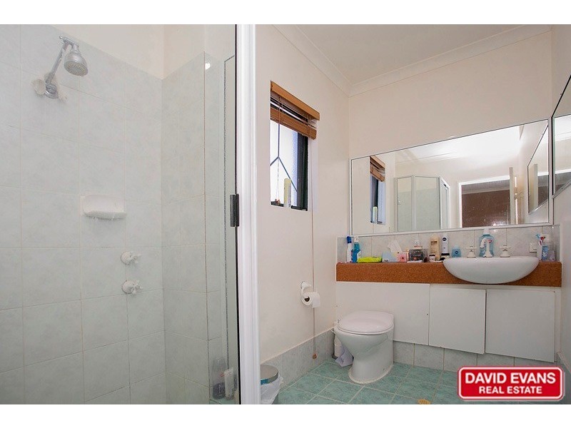 2/62 Broadbeach Boulevard, Hillarys WA 6025