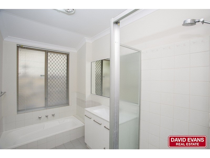 19 Aerolite Way, Beldon WA 6027