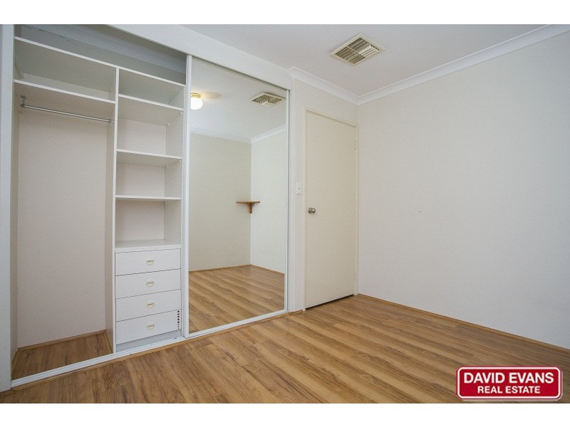 19 Aerolite Way, Beldon WA 6027