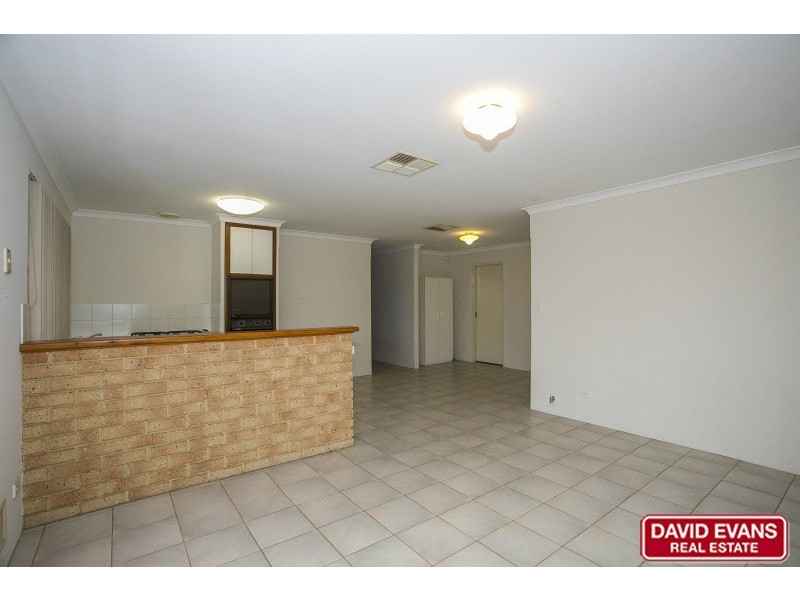 19 Aerolite Way, Beldon WA 6027