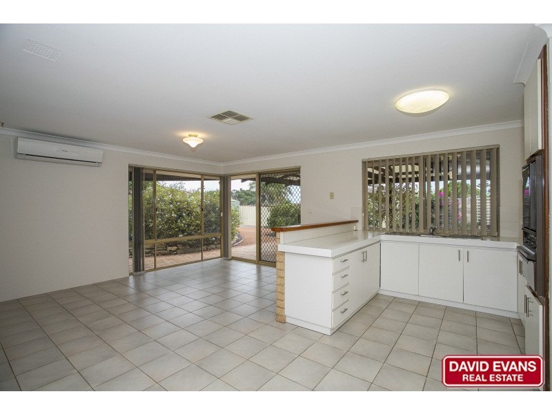 19 Aerolite Way, Beldon WA 6027