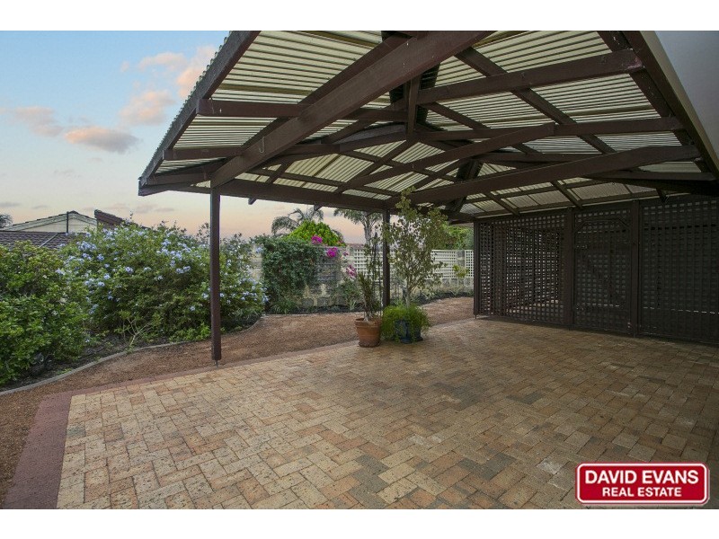 19 Aerolite Way, Beldon WA 6027