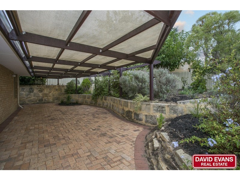 19 Aerolite Way, Beldon WA 6027