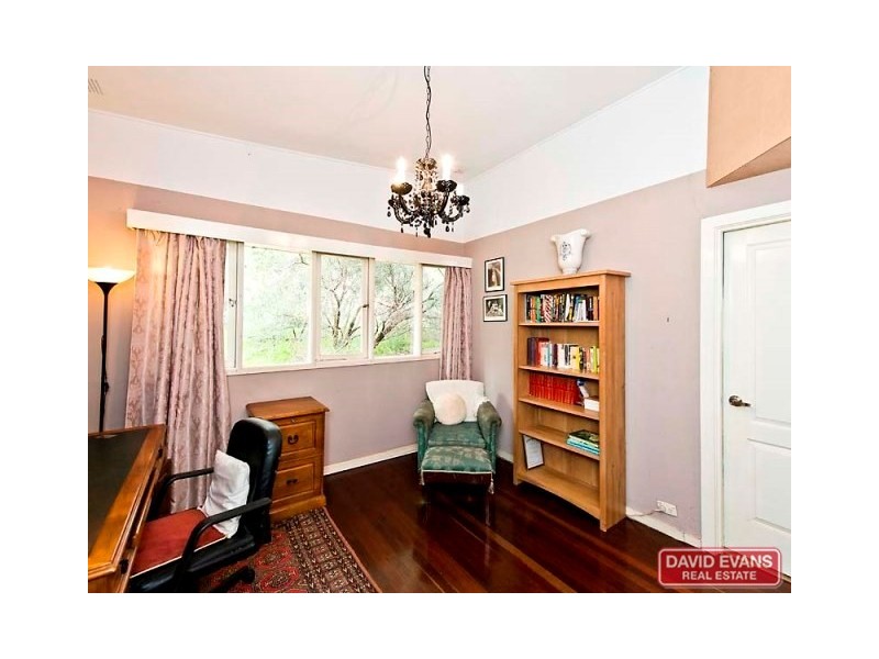 64 Connell Avenue, Martin WA 6110