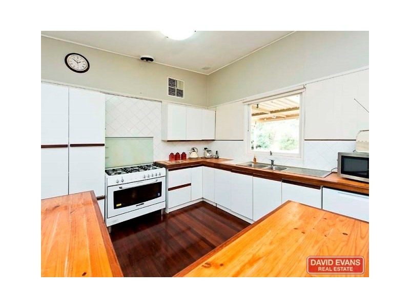 64 Connell Avenue, Martin WA 6110