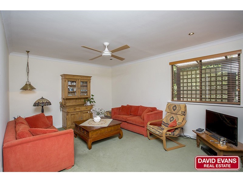 14 Eclipse Crescent, Kallaroo WA 6025