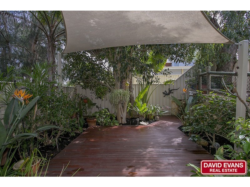 14 Eclipse Crescent, Kallaroo WA 6025