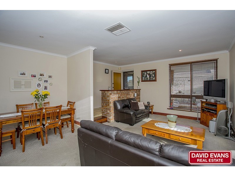 16 Culwalla Close, Kallaroo WA 6025