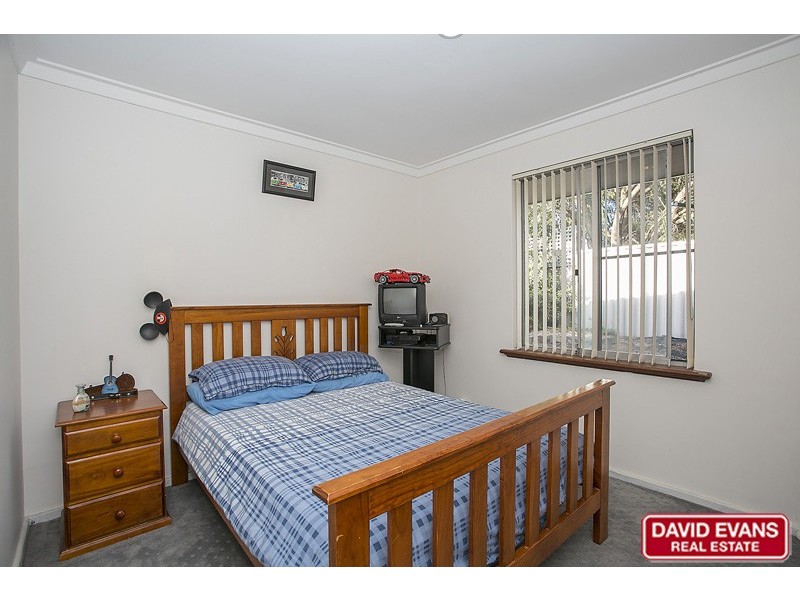 16 Culwalla Close, Kallaroo WA 6025