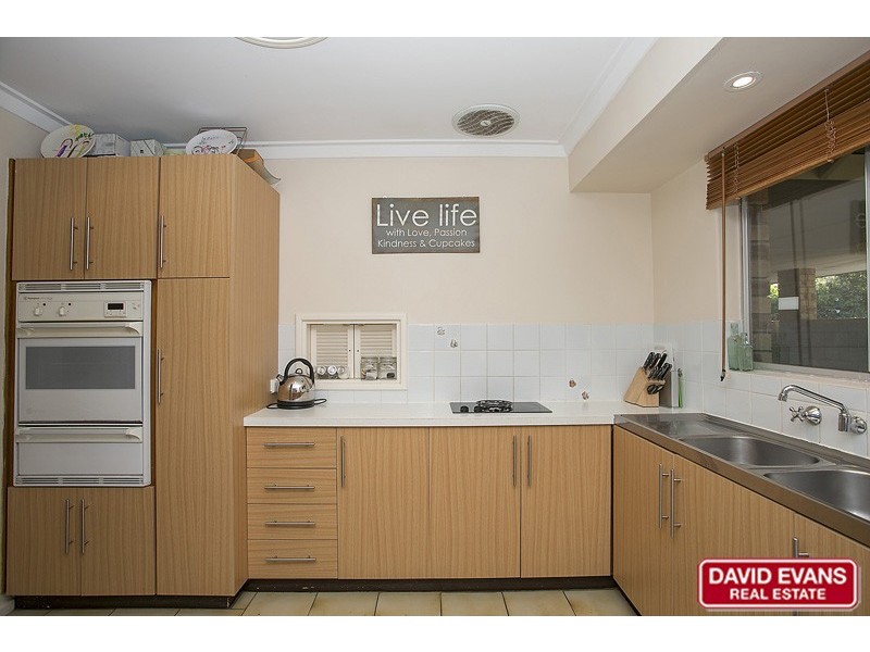 16 Culwalla Close, Kallaroo WA 6025