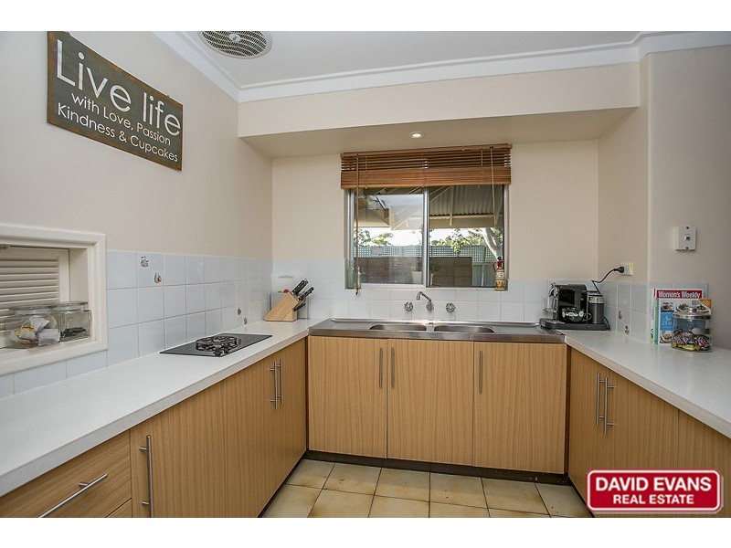 16 Culwalla Close, Kallaroo WA 6025