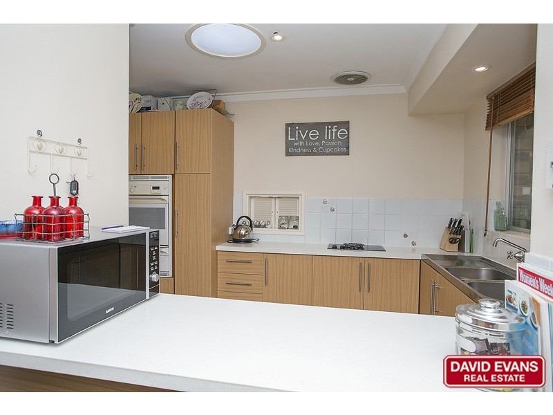 16 Culwalla Close, Kallaroo WA 6025