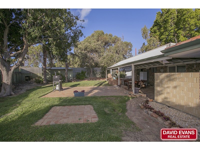 16 Culwalla Close, Kallaroo WA 6025