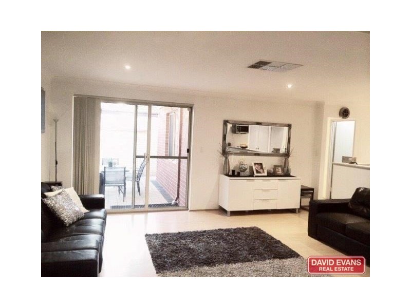 2 Oslo Street, Hocking WA 6065