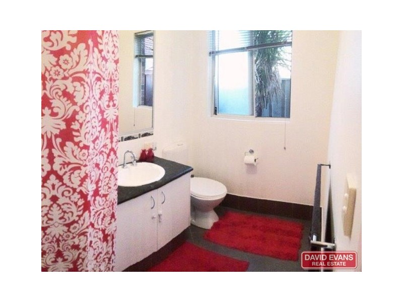 2 Oslo Street, Hocking WA 6065